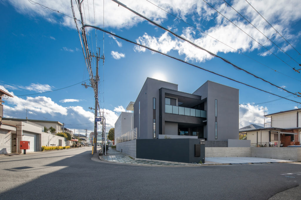 宇治市の平等院周辺の景観と調和する美しい注文住宅のイメージ